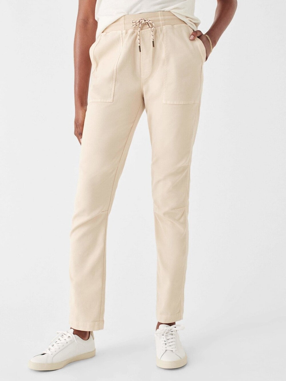 Faherty Traveler Pant in Sandstone